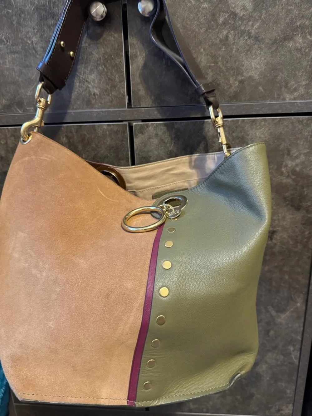 See By Chloe Two-Tone Olive & Tan Leather Shoulder Bag with Gold Hardware - Picture 5 of 14